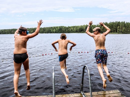 Helteinen Toiminta-torstai touhuten toimintapisteissä ja kansalaistaidoissa
