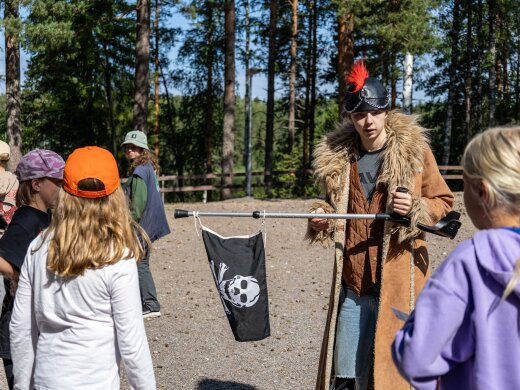 Maanantai avaruuspiraateilla ja mandoliinimiehellä höystettynä